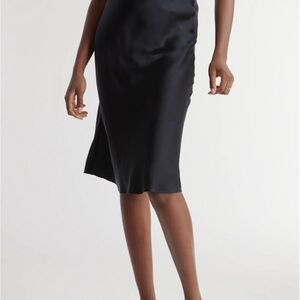Quince Washable Silk Midi Skirt NWOT Sz L